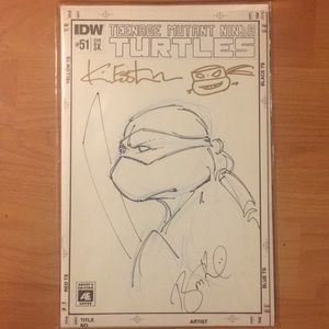 SOLD!!!!Kevin Eastman autographed comics.